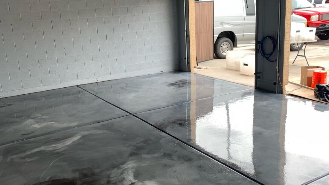 10_mettalic_epoxy_garage